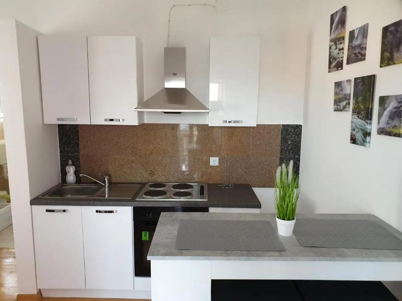 Apartments And Rooms With Parking Space Povljana, Pag - 22707 Guest house