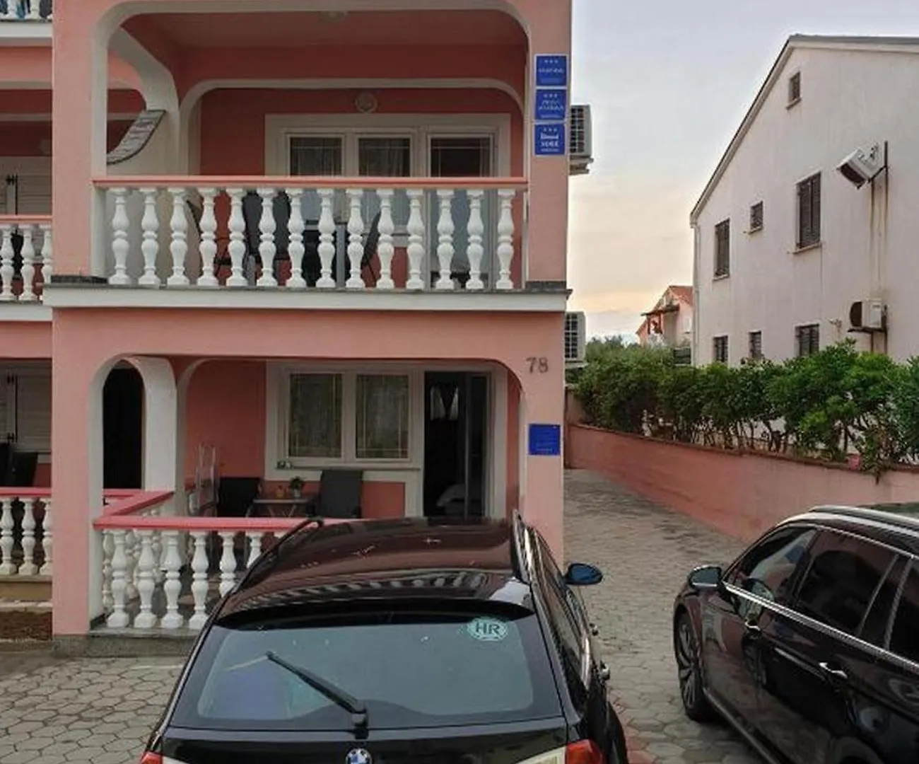 Apartments And Rooms With Parking Space Povljana, Pag - 22707 Guest house