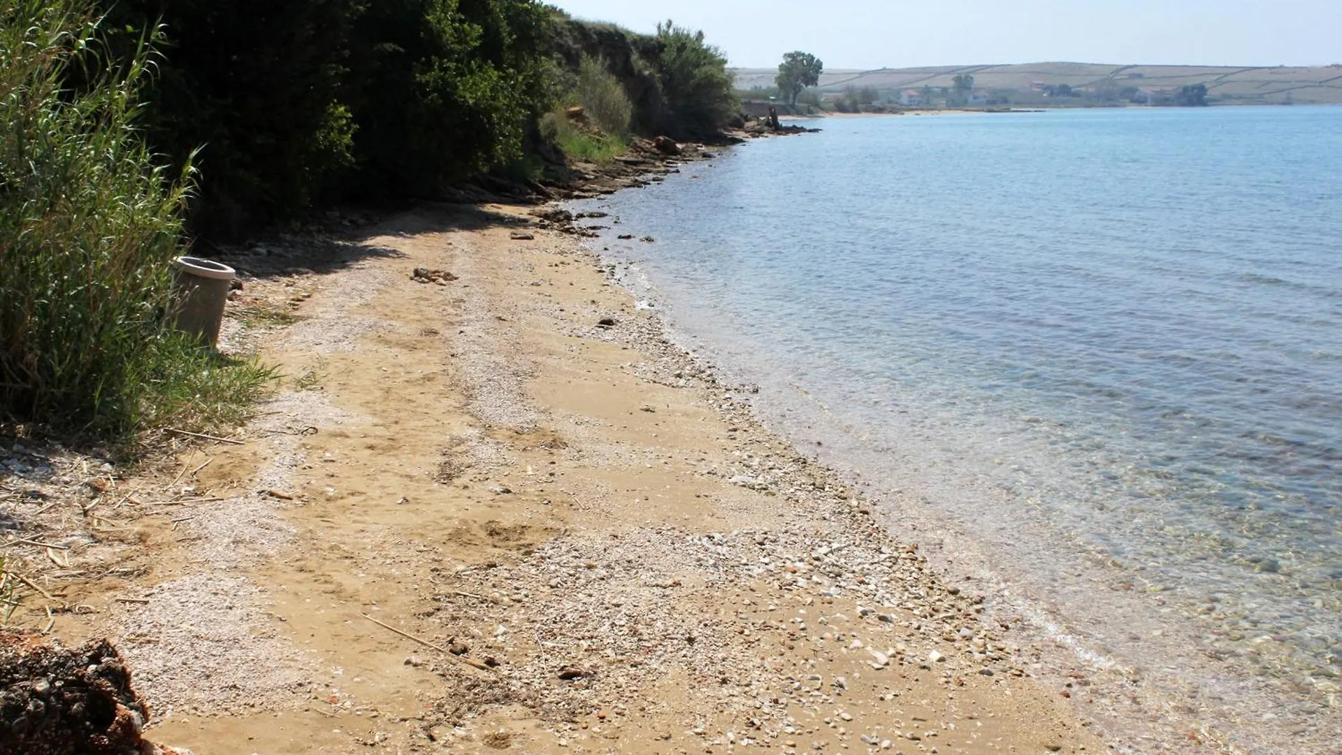 Apartments And Rooms With Parking Space Povljana, Pag - 22707 Guest house Povljana