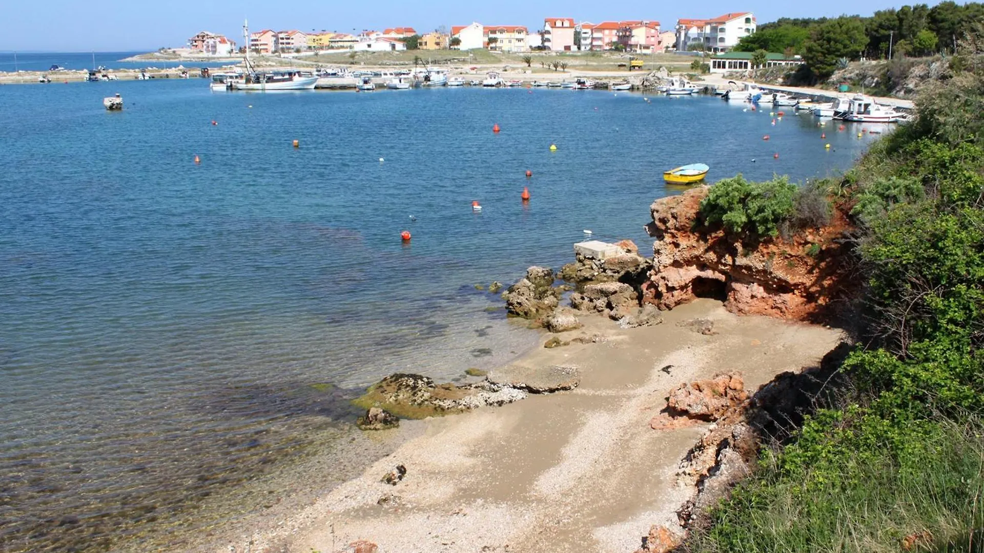 Guest house Apartments And Rooms With Parking Space Povljana, Pag - 22707 Croatia